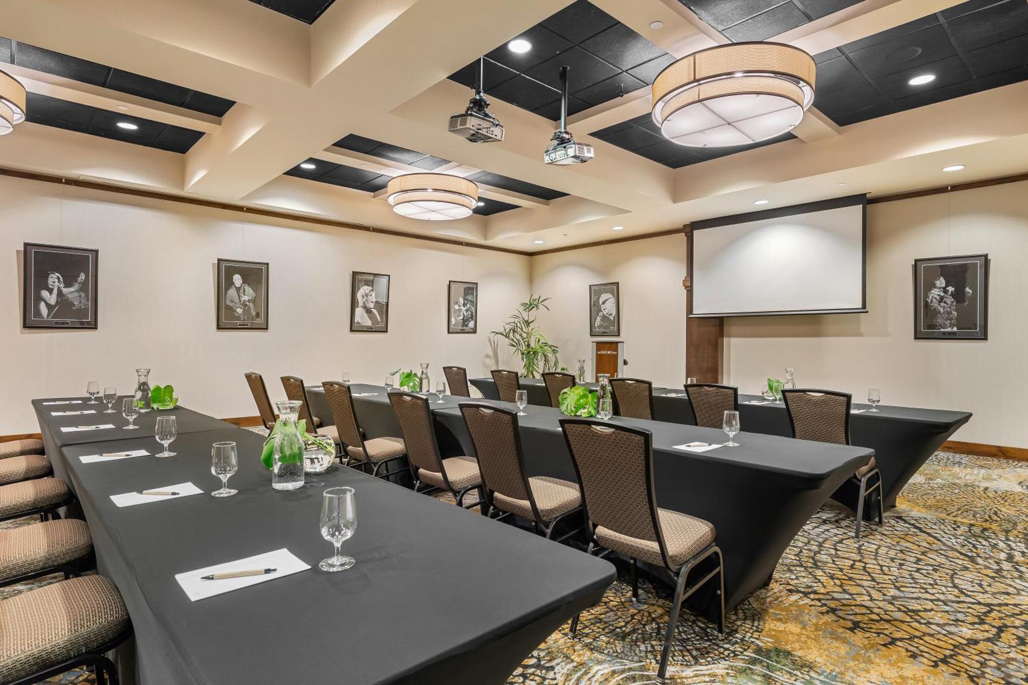 Oxford Hotel Бенд Екстер'єр фото